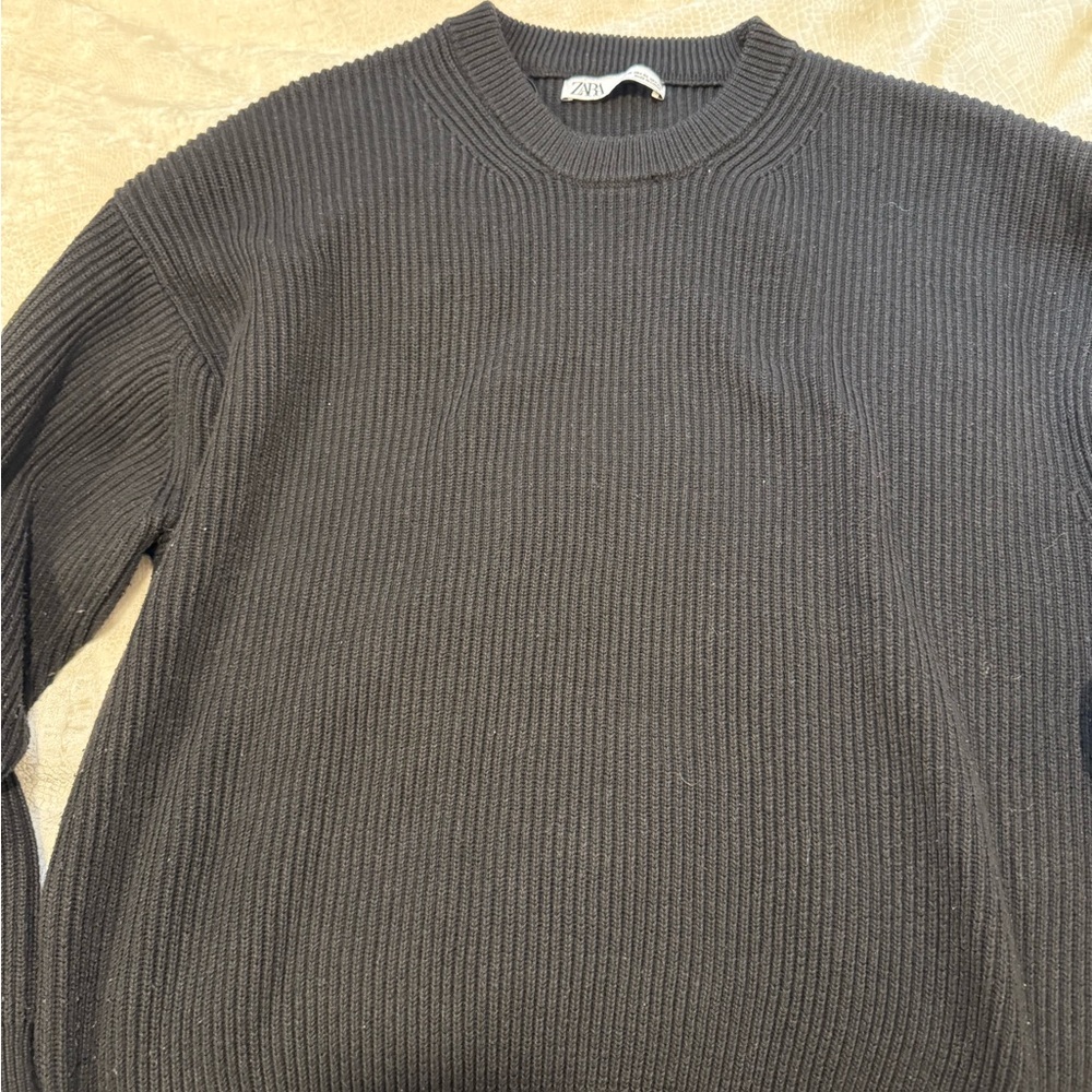 Zara Men's Charcoal Crewneck Sweater